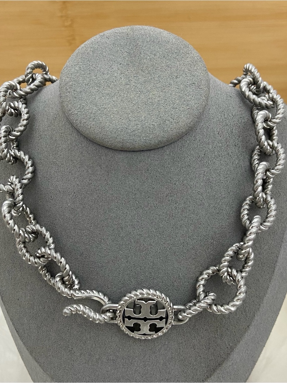 Tory Burch Silver-Tone Rope Link Necklace with Logo Medallion